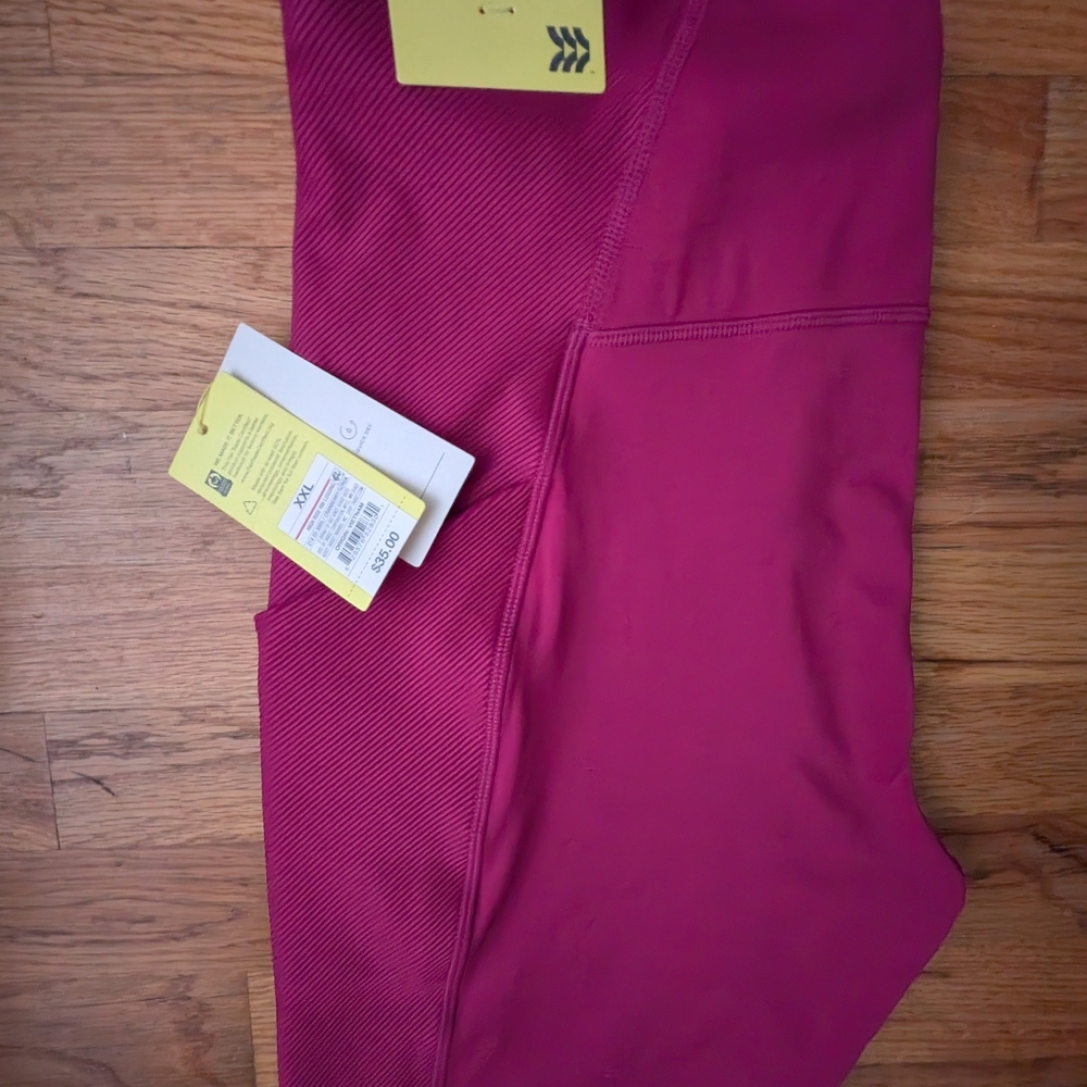 NWT All in Motion Women's Bold Magenta High-Waisted Leggings